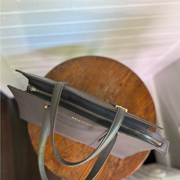 Cole Haan vestry Leather Tote Bag - Picture 8 of 14